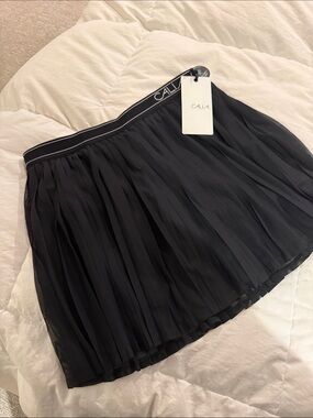 CALIA by Carrie Underwood Black Pleated Mini Skirt